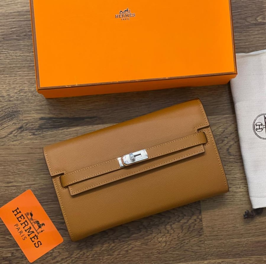 Hermes medium bag 20 cm with box and belt, honey color