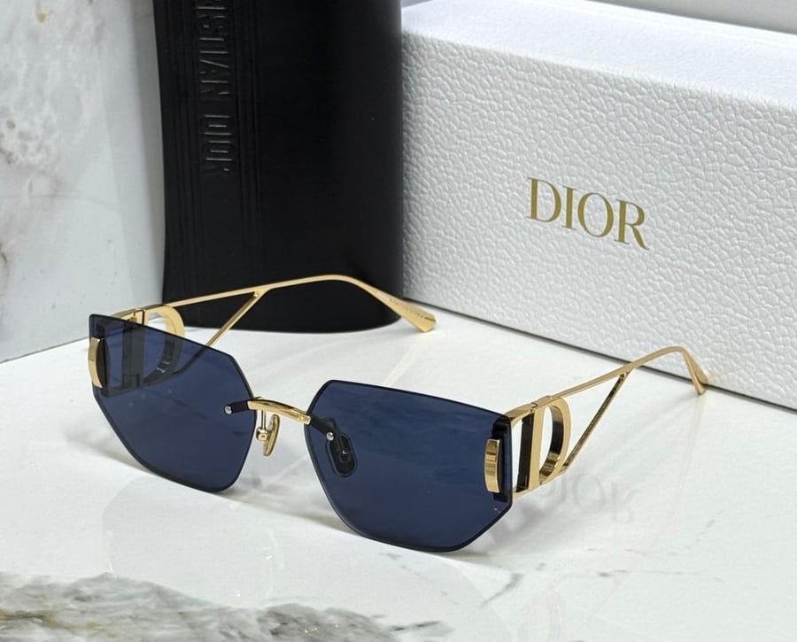 نظاره شمسية Dior مونتين B3U بعدسات رزقاء داكنة وذراعان ذهبيان
