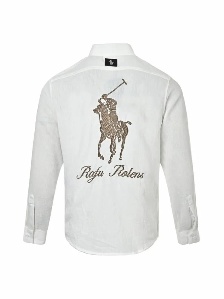 قميص أبيض من POLO بتطريز أنيق وأكمام طويلة