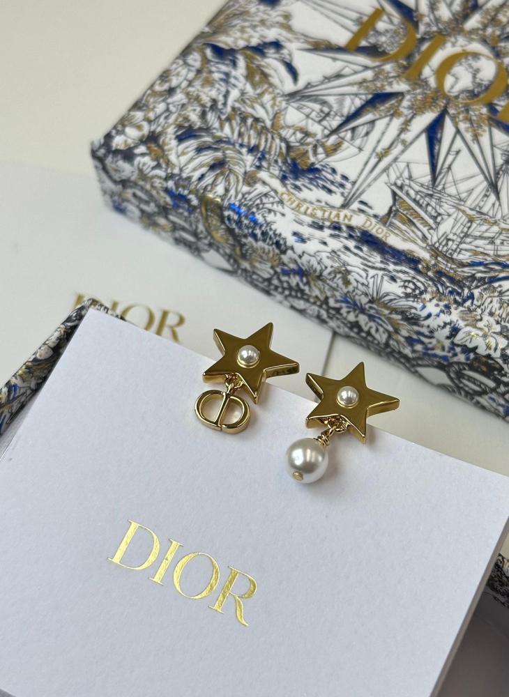 Dior Lucky Charm CD Earrings, Gold