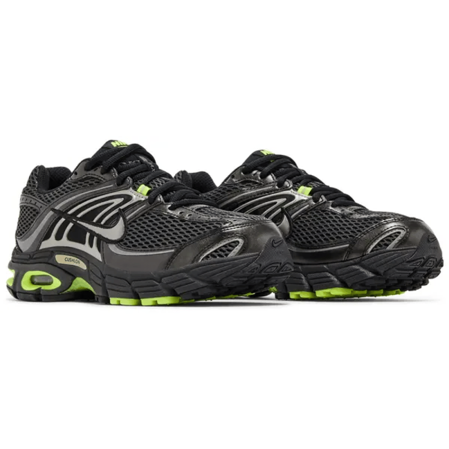 سنيكرز شبكي Nike Air Max Moto 2K بلون اسود وأخضر