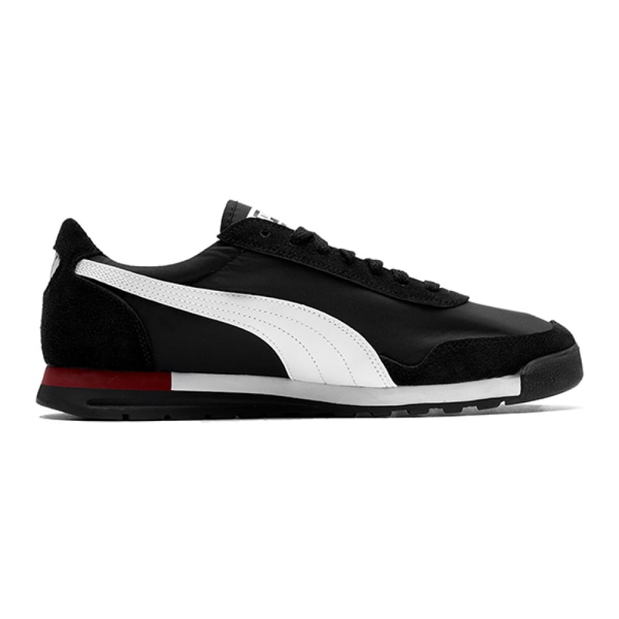 حذاء Puma رجالي جوجر جلد ومخمل بلون أسود وأبيض