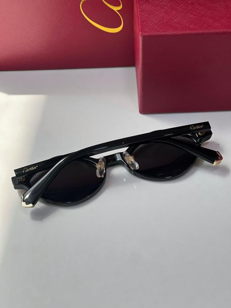 نظارات شمسية دائرية كارتييه CT0540S بلون أسود وذهبي