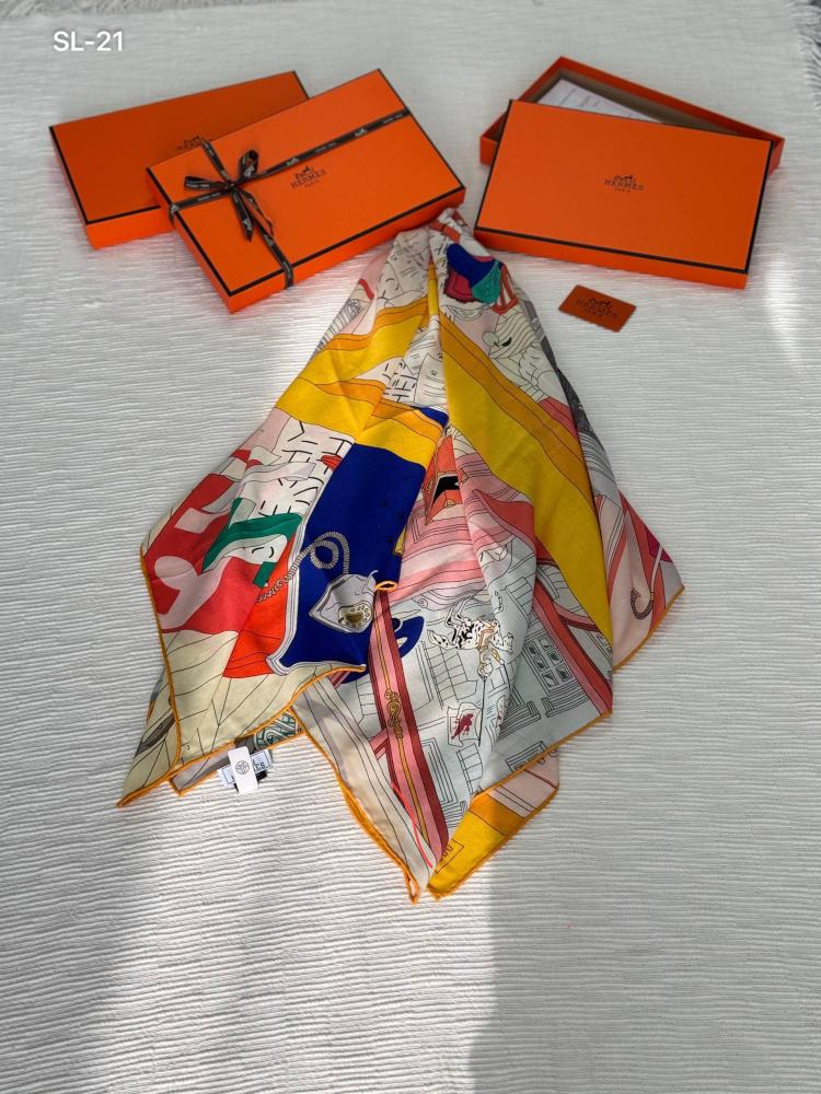 وشاح ملون نسائي HERMES بطبعات رسومية