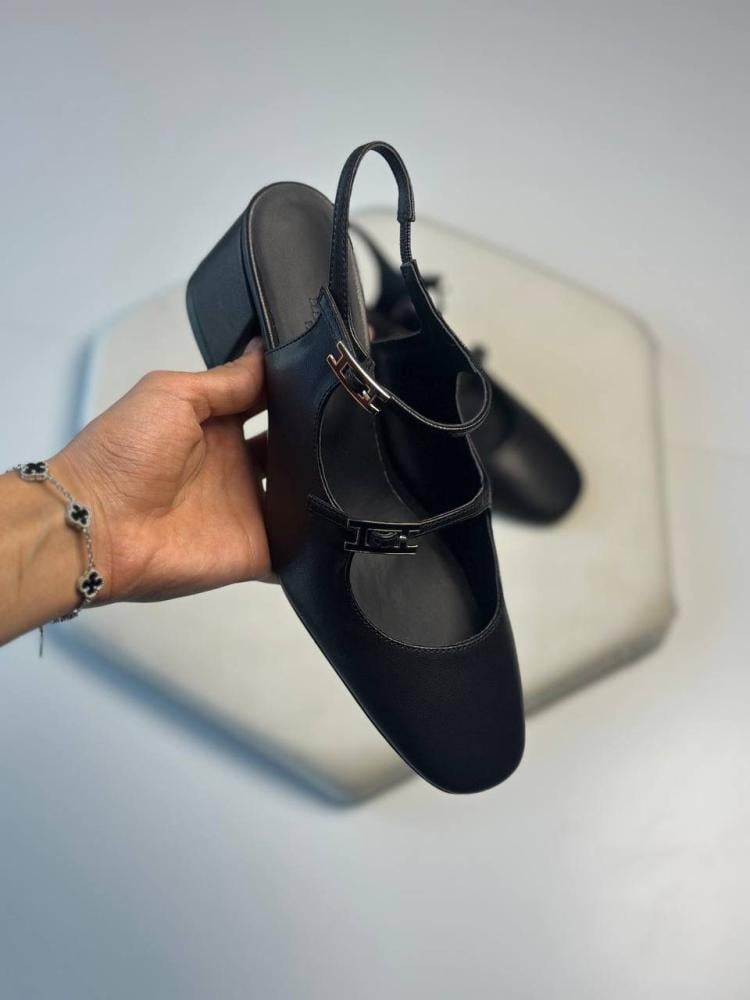 Hermes women's low-heeled shoes in luxurious black leather