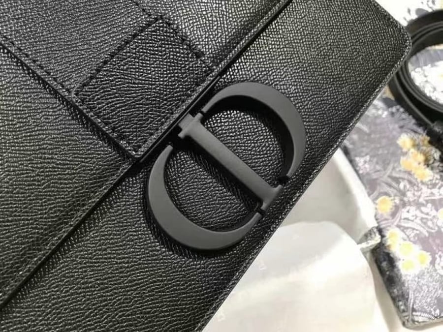 DIOR CM18