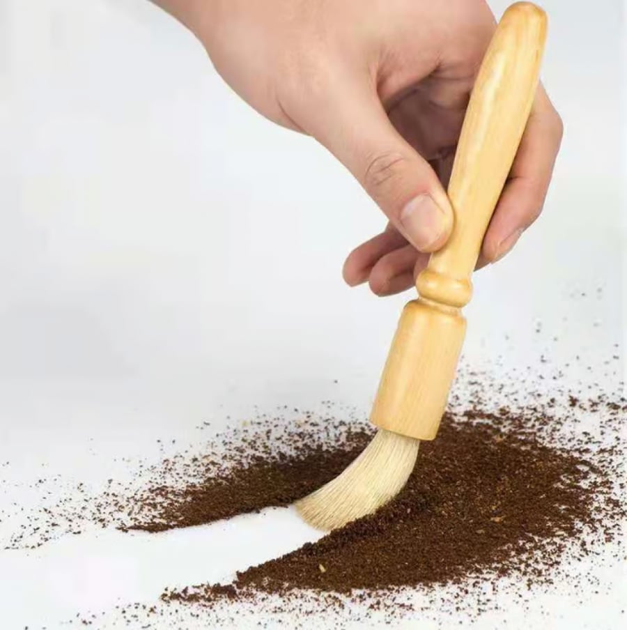 فرشاة تنظيف المطاحن اليدوية | Brush Grinds