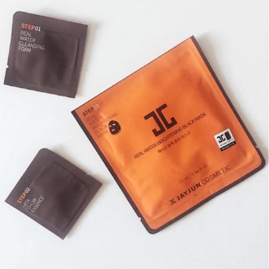 Jejun Real Water Skin Lightening Black Facial Mask - 25 ml