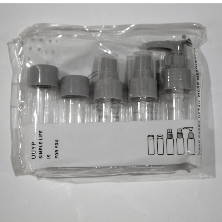 A set of plastic boxes for packing