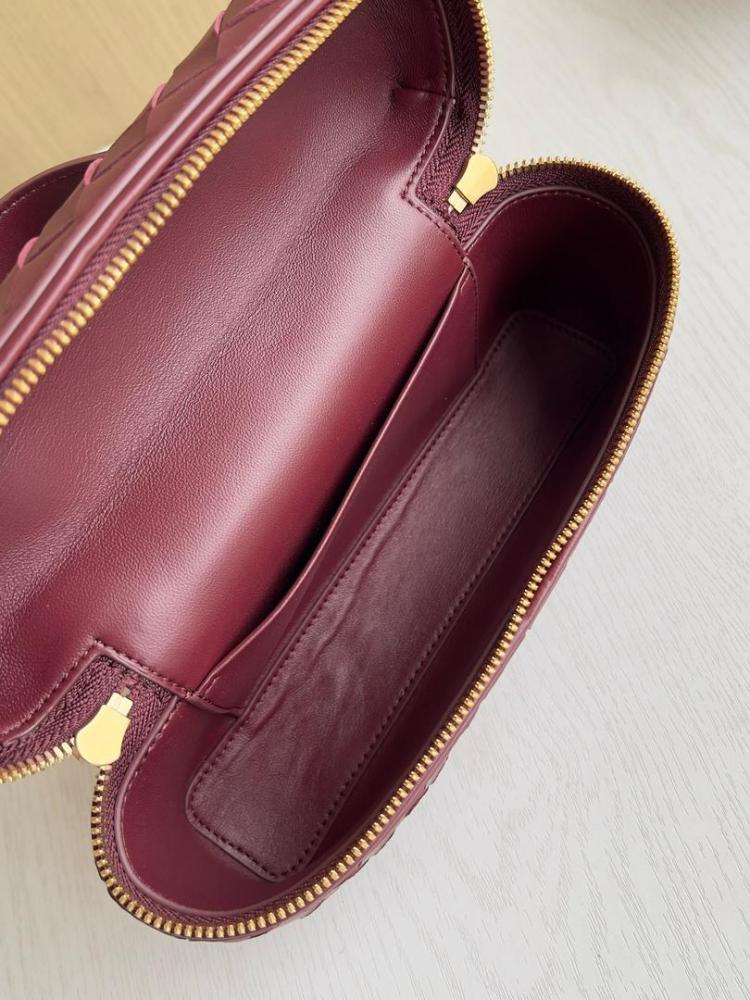Boutique 22 cm