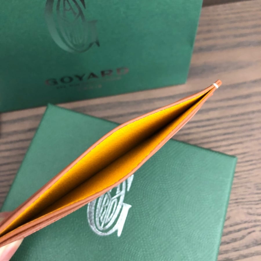 Card holder