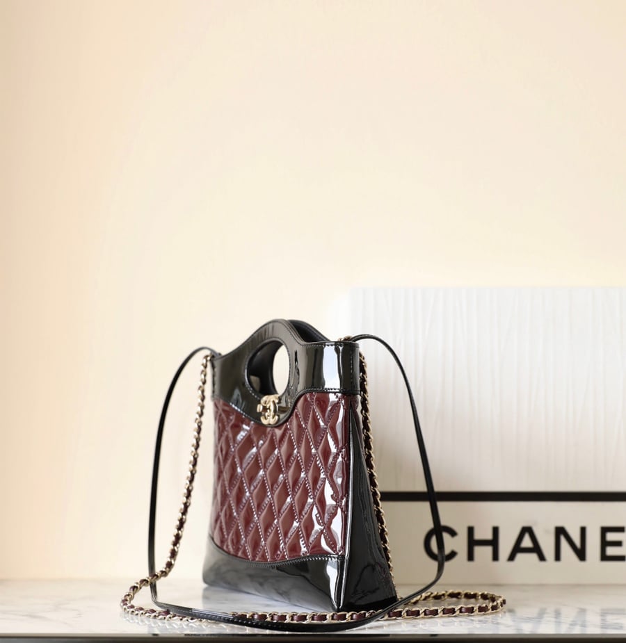 Chanel 22 cm shine