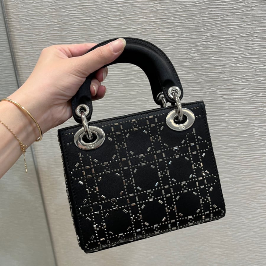 Mini Lady Dior 17 cm