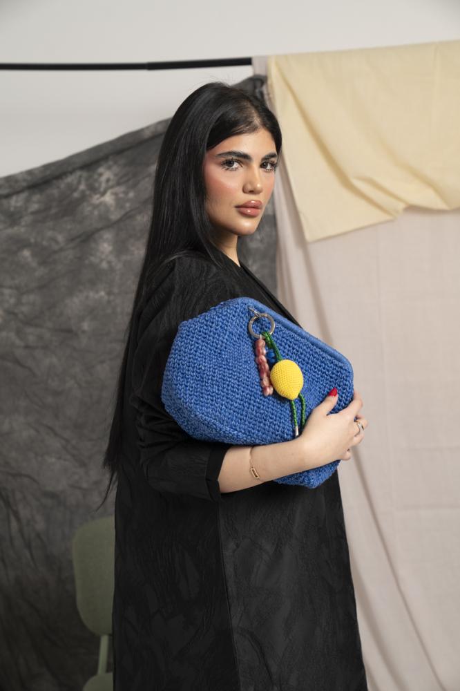 شنطة رافيا صغيرة نسائية – أزرق بتفصيلة ليمون