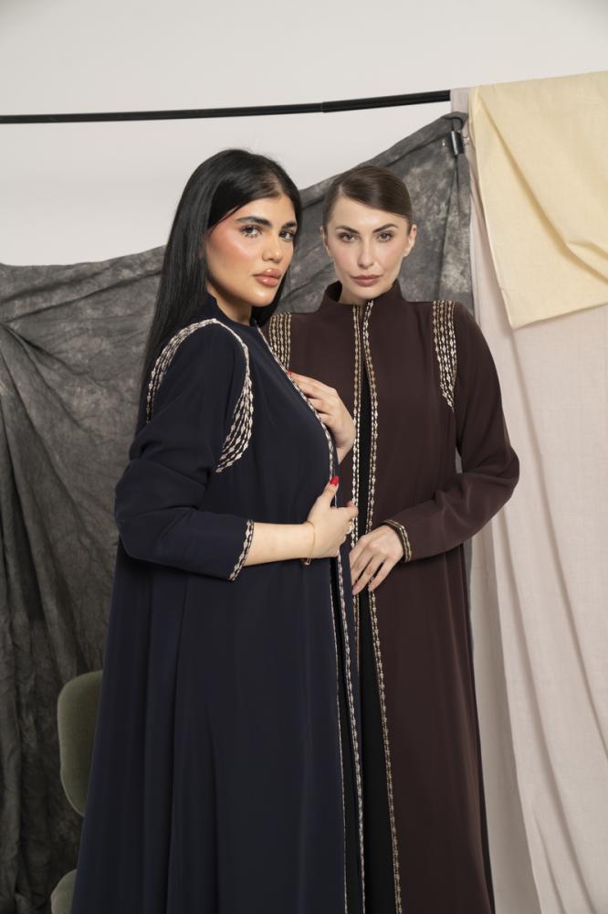 عباية كريب  بني كولة تطريز الكتف والياقة