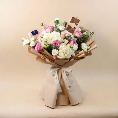 Flower Bouquet with Chocolate