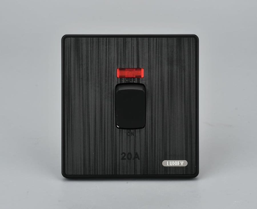 مفتاح 45 اميبر 7x7 (مكيف) LUXIFY