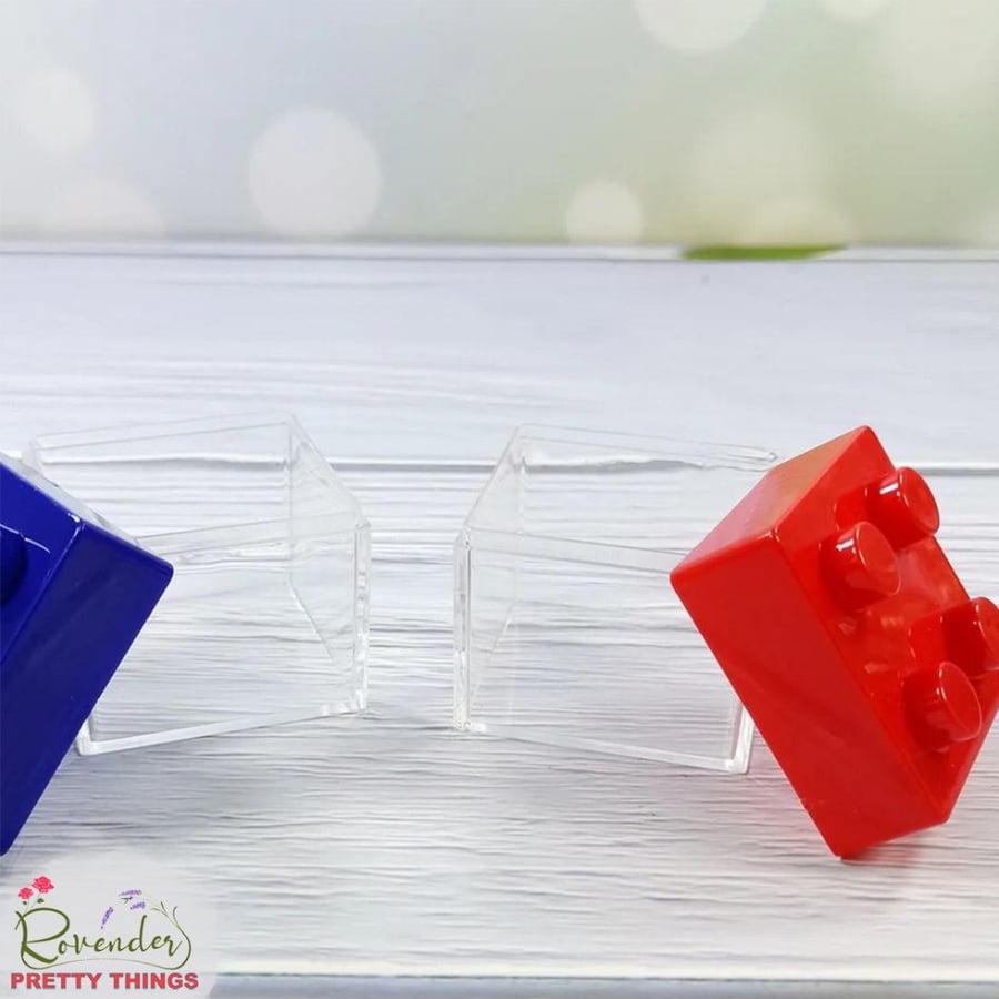 علب LEGO صغيرة (فارغة)