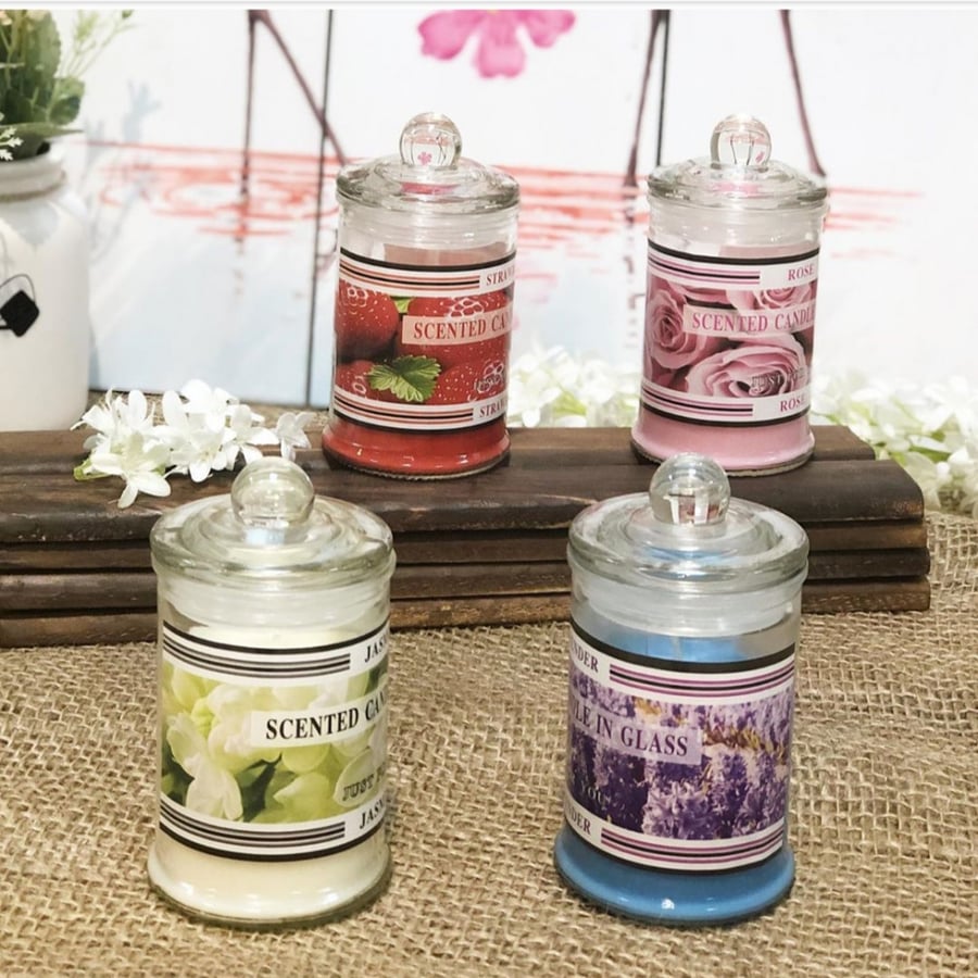 Glass jar candle