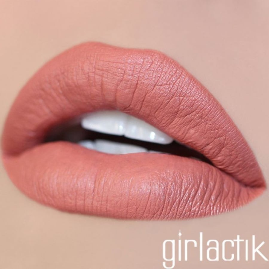 Blushing matte liquid lipstick from Girelactic