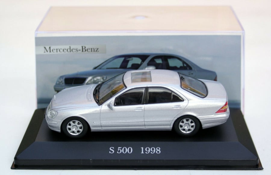 Mercedes-Benz S500 S Class W220 model 1998, silver, 1:43 IXO CK9991556