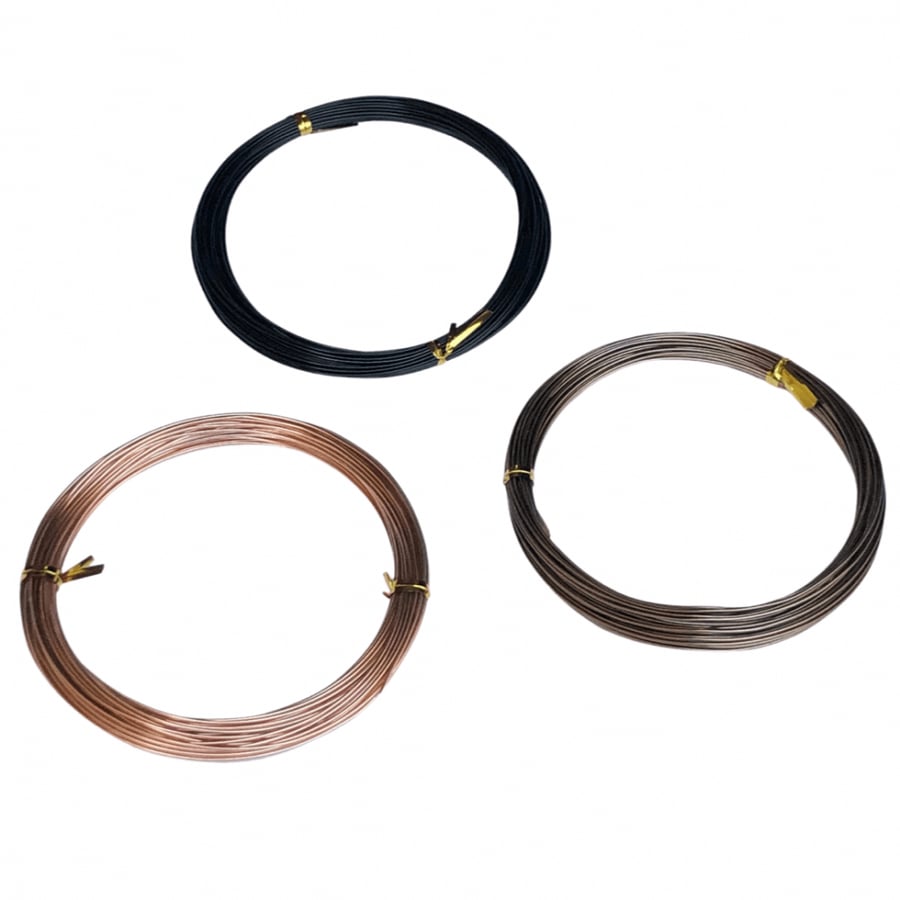 A metal wire used for artistic works and making dolls