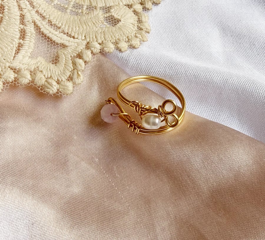 Kunzite x Freshwater pearls Adjustable Ring