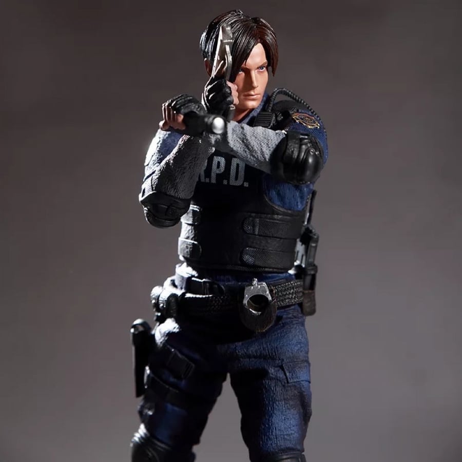 مجسم ليون - resident evil