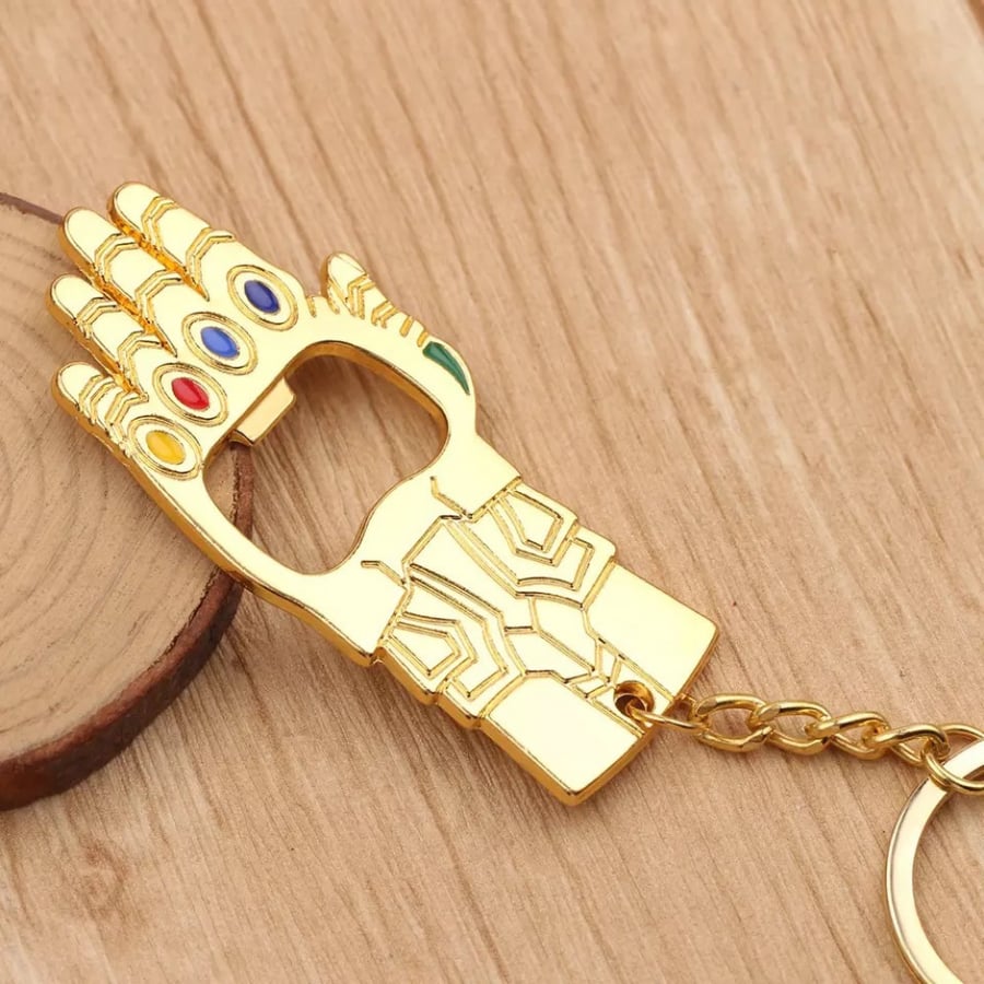 ميدالية افانجرز - avengers - marvel
