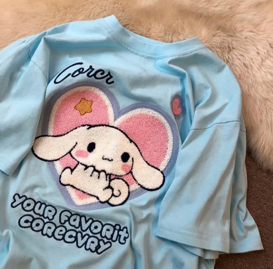 تيشيرت سينامون رول - Sanrio