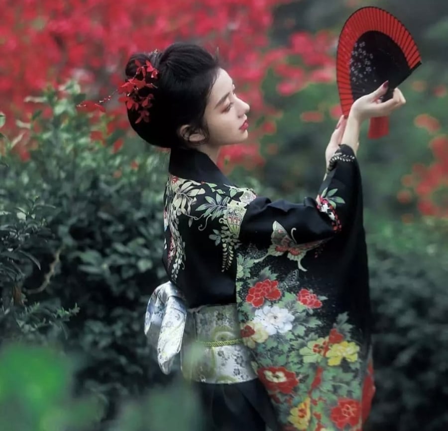 كيمونو ياباني طويل متنوع - kimono
