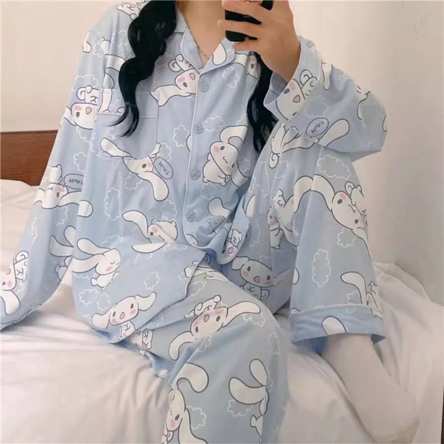 بجامة سينامون رول  - sanrio