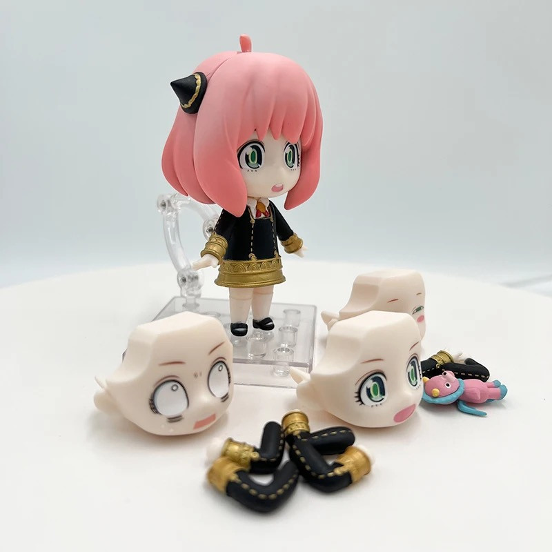 Lloyd figure - spy x family