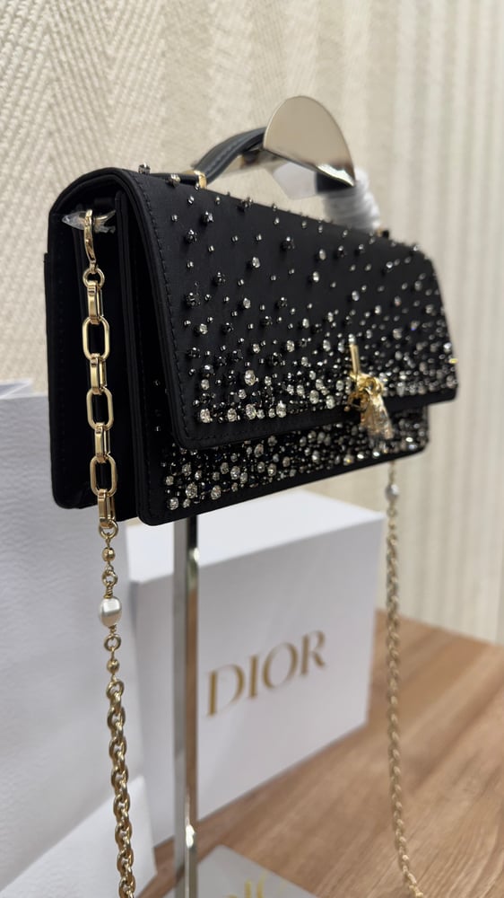 شنطه pink shop