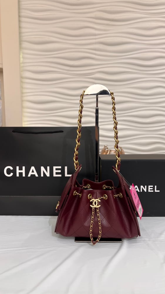 شنطة  pink shop