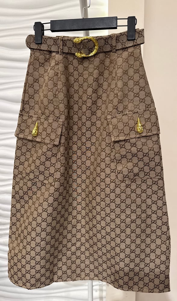 طقم  pink shop