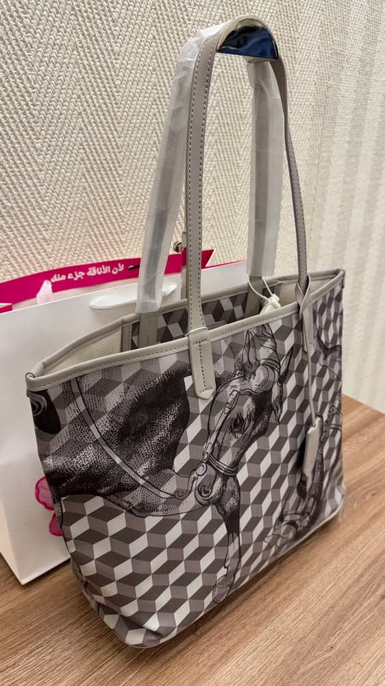 شنطه pink shop