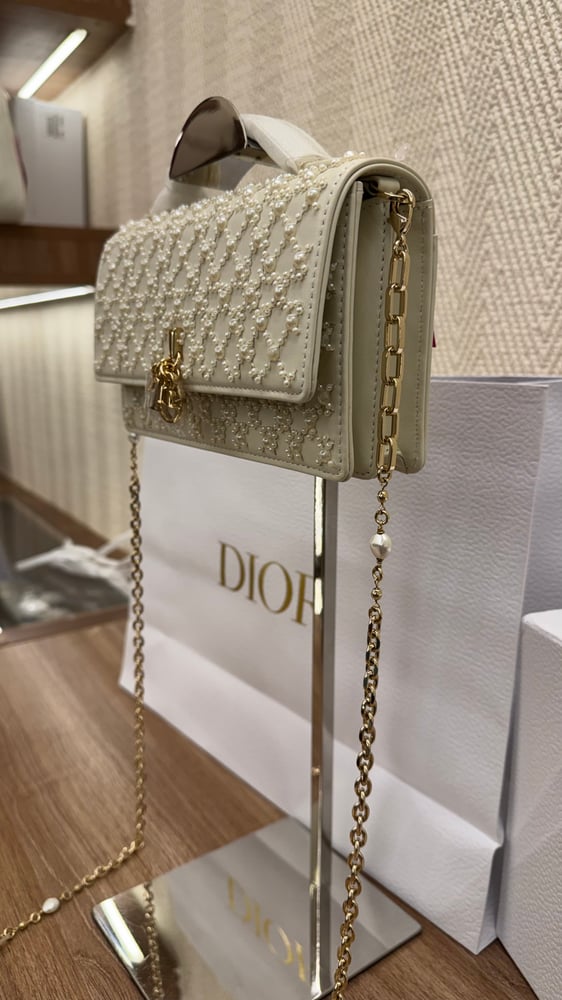 شنطه pink shop