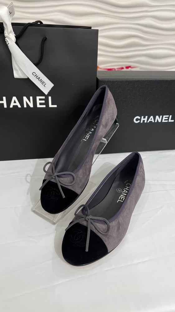 شوز  pink shop