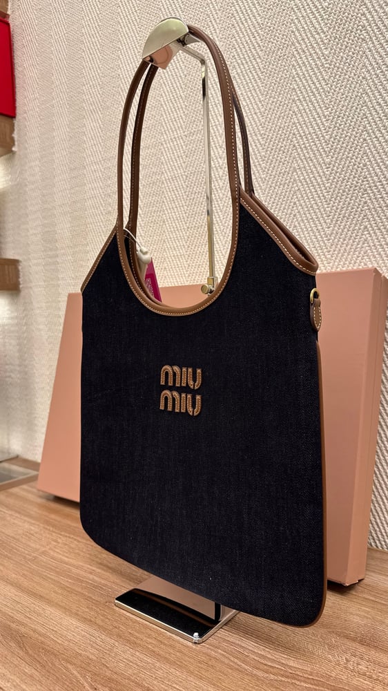 شننطه نسائي  pink shop