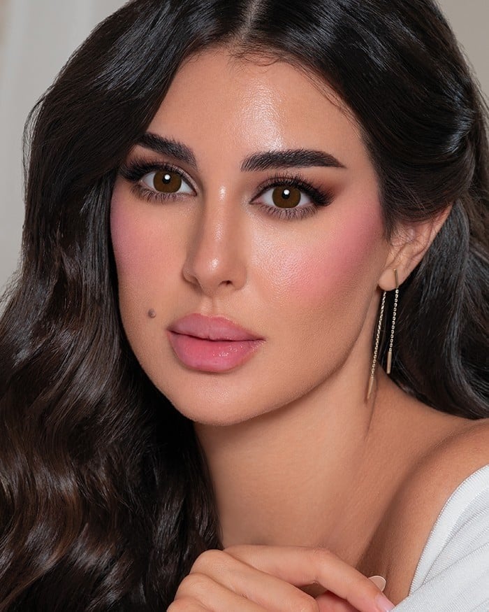 عدسات لنس مي لابيلا - ملونة زينة - عبوة تحتوي على عدستين