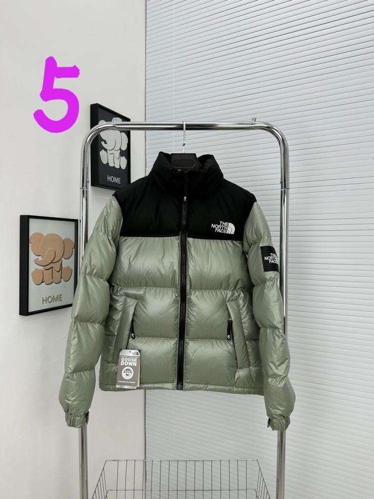 جكيت ماركة TNF