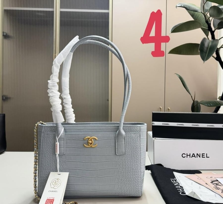 شنطة CHANEL