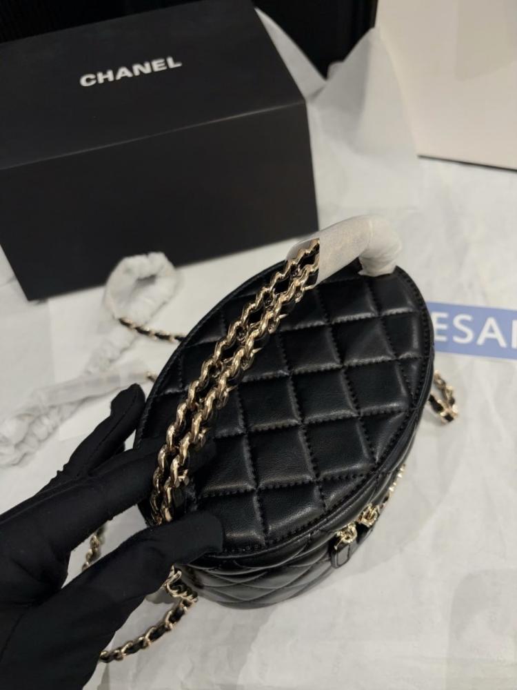 شنطة CHANEL