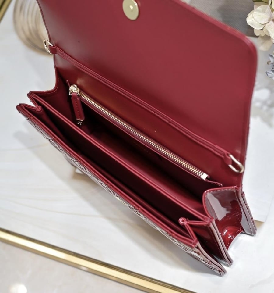 شنطة dior