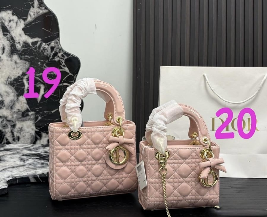 شنطة dior