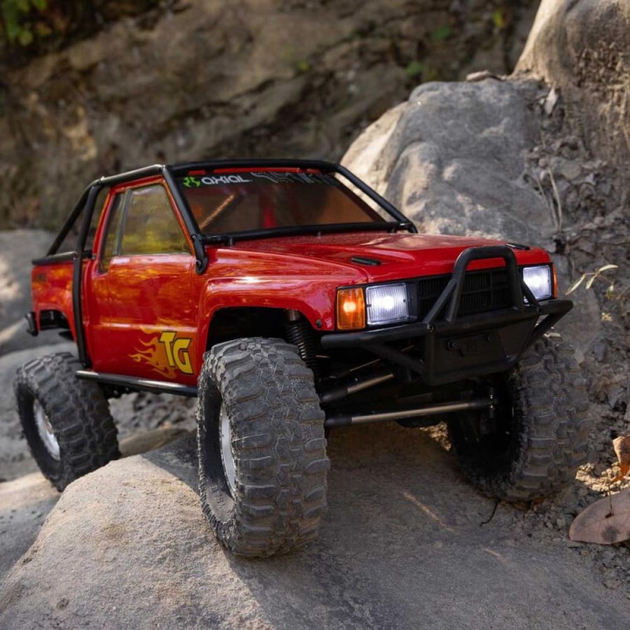 AXI-2062T2 1/10 SCX10 III 1987 Toyota SR5 4X4 RTR Brushed Roc