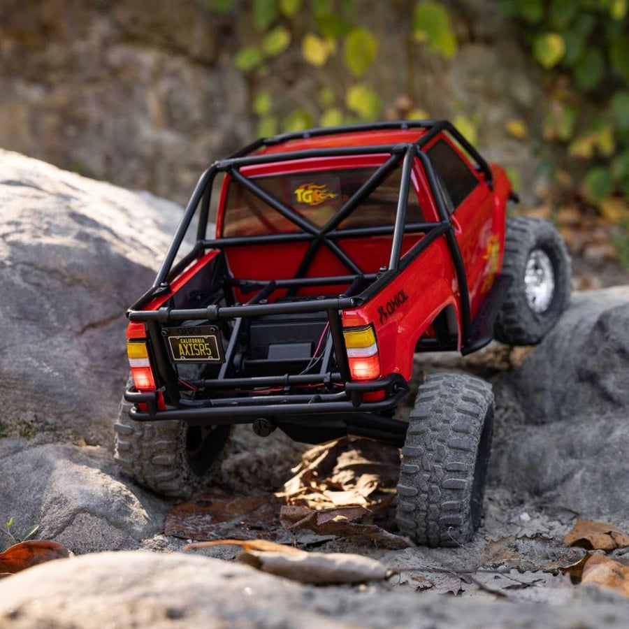 AXI-2062T2 1/10 SCX10 III 1987 Toyota SR5 4X4 RTR Brushed Roc
