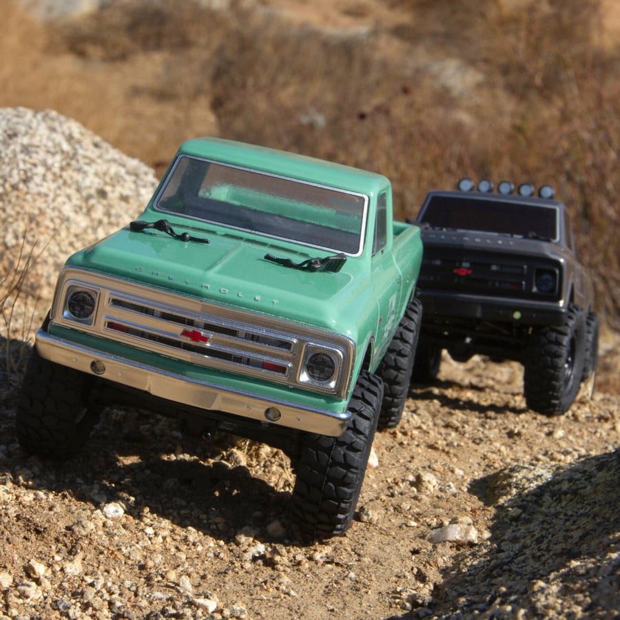 AXI00001T2 SCX24 1967 Chevrolet C10 1/24 4WD-RTR, Dark Silver