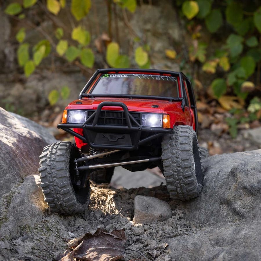 AXI-2062T2 1/10 SCX10 III 1987 Toyota SR5 4X4 RTR Brushed Roc
